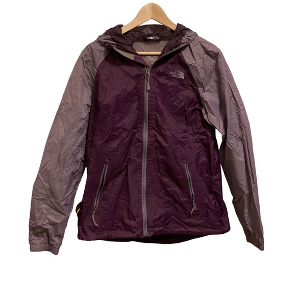 The North Face Jackets & Blazers - The North Face Purple Women’s Large Windbreaker Jacket